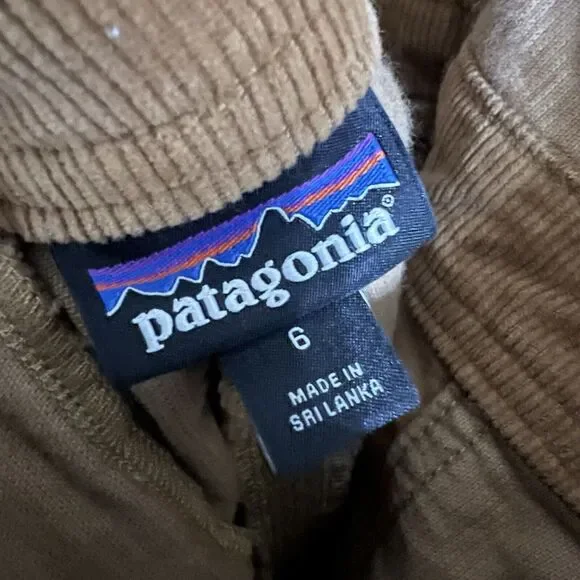 Patagonia Women's Stand Up Cropped Corduroy Overalls Size 6 - Picture 7 of 7
